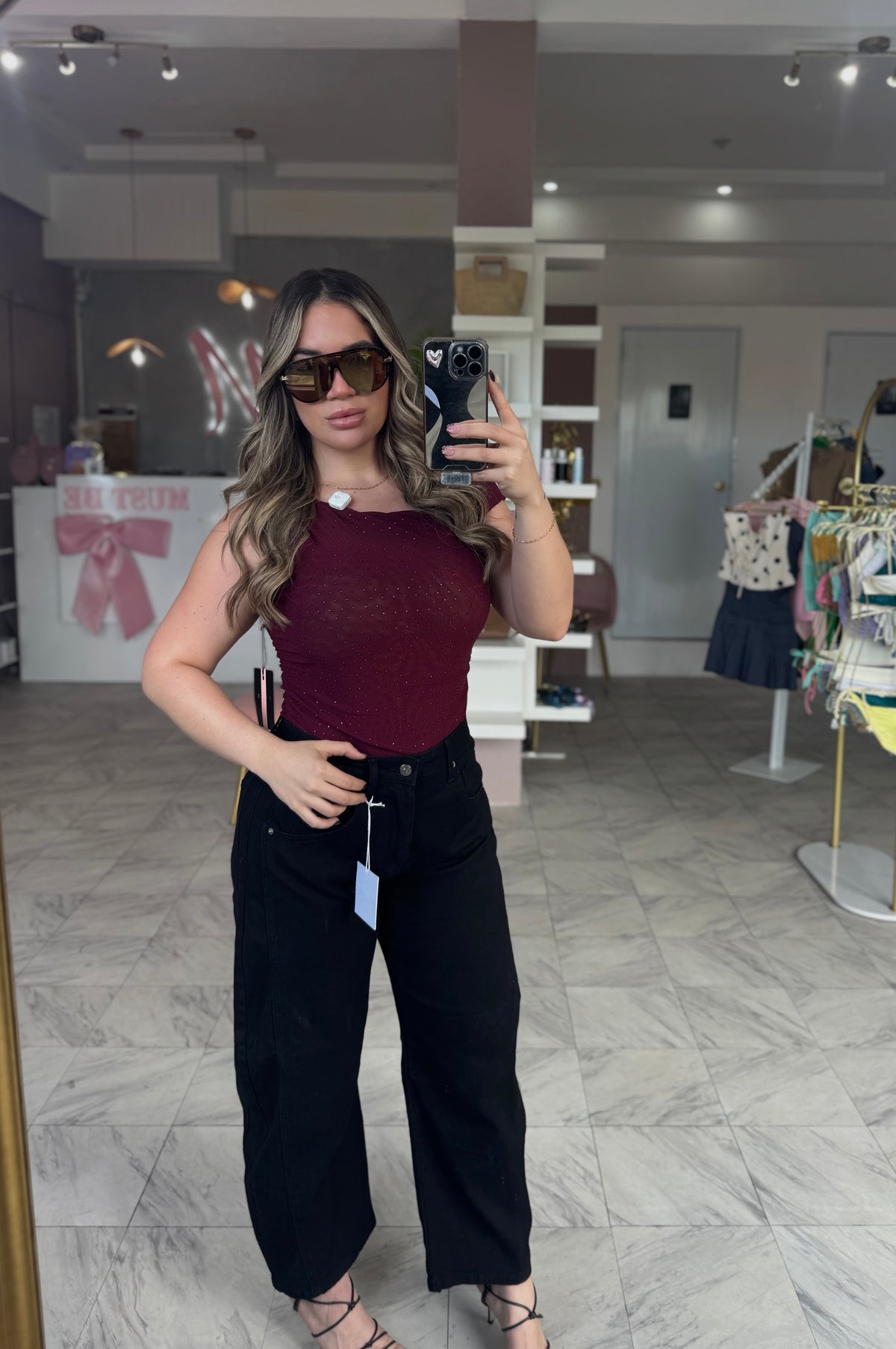 OFF SHOULDER BODY WINE