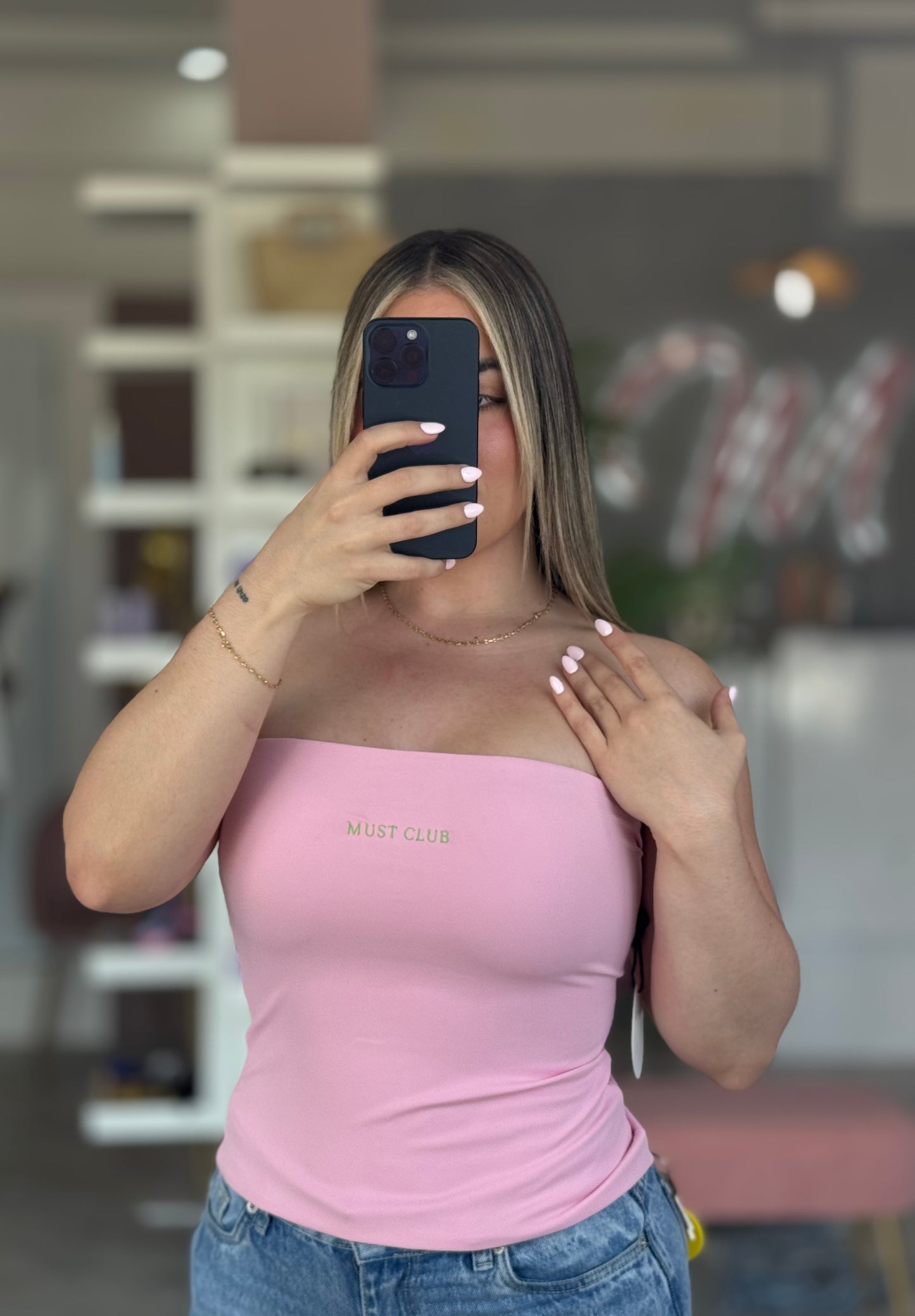 MUST CLUB PINK LETRAS GREEN