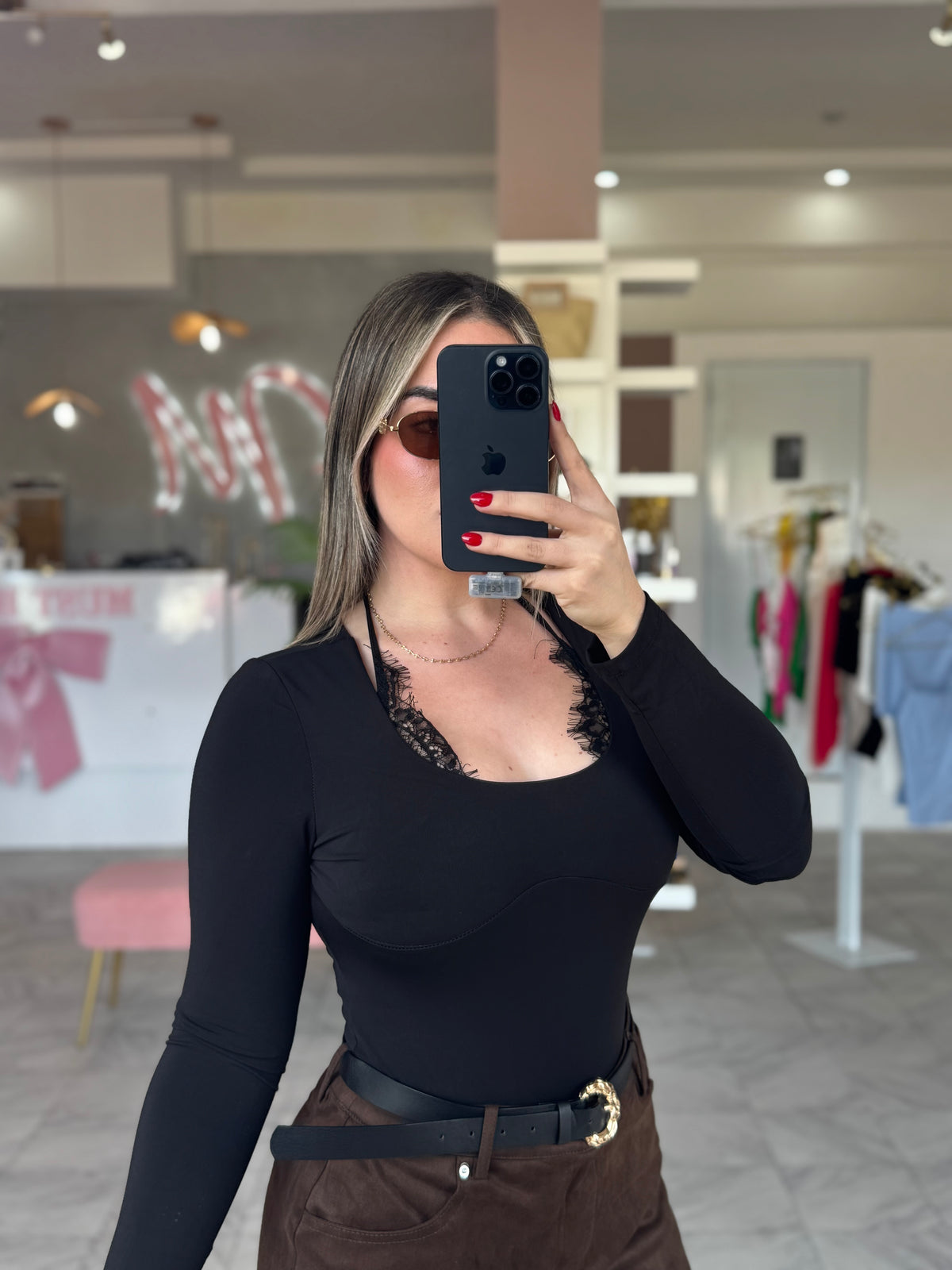 BLACK LACE BRA BODY