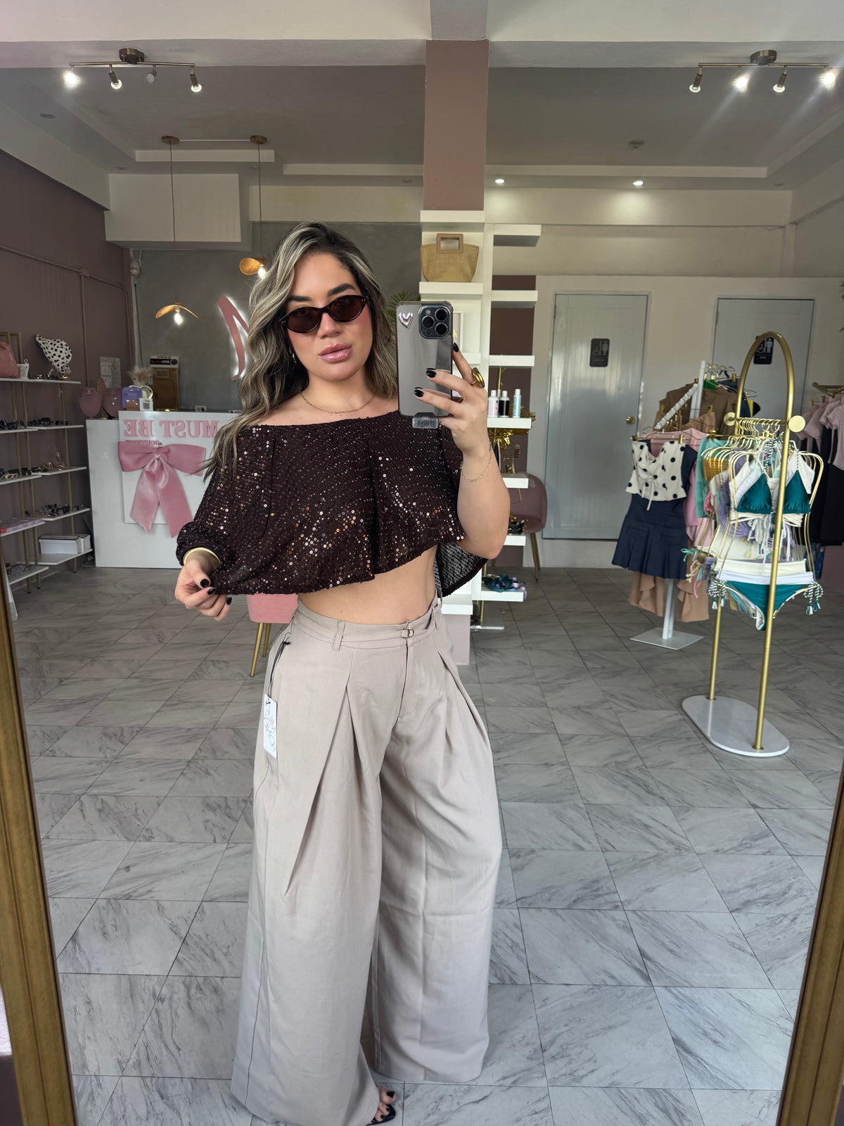 ASYMMETRIC CAPE TOP