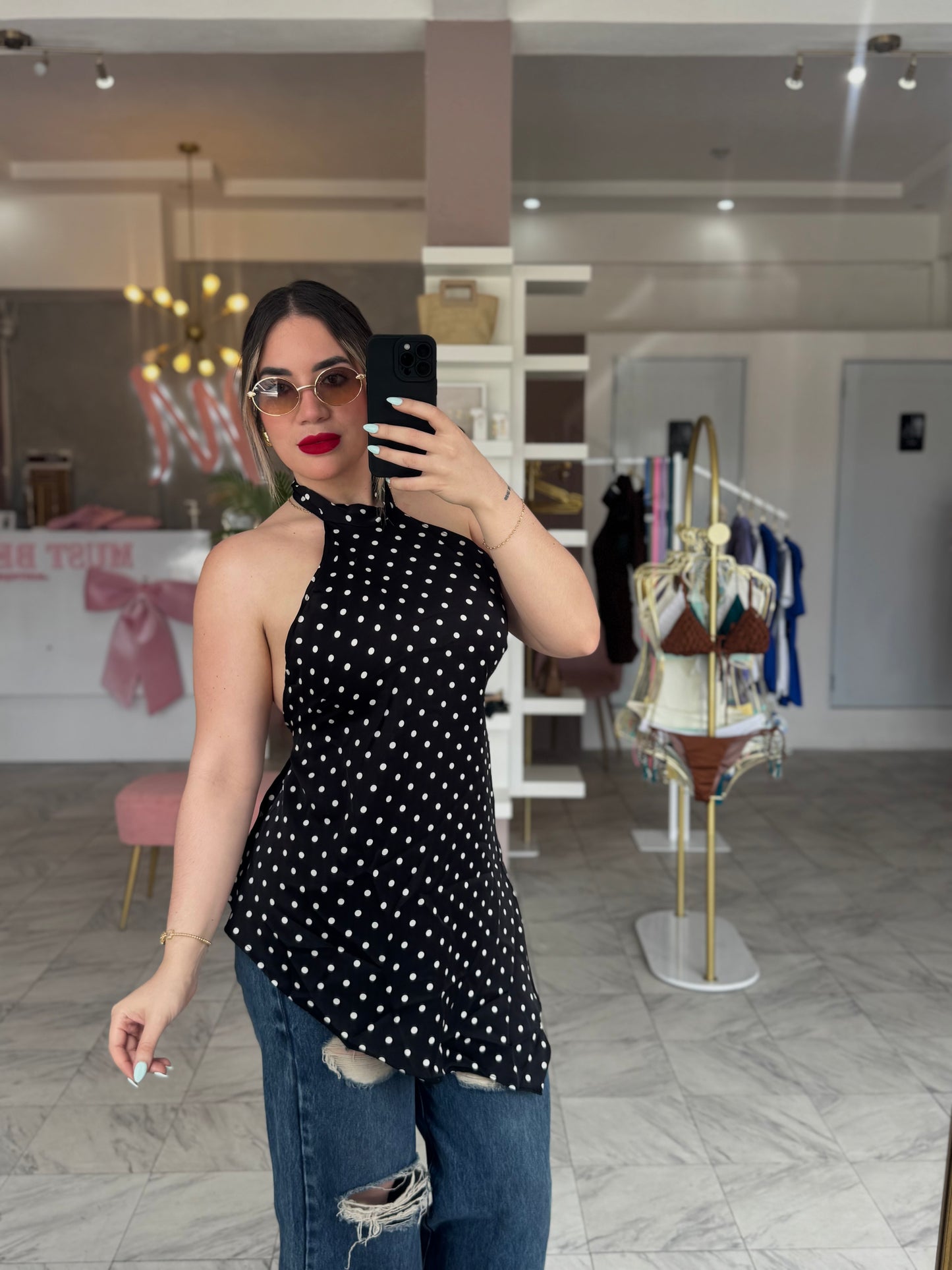 Dots asimetric top