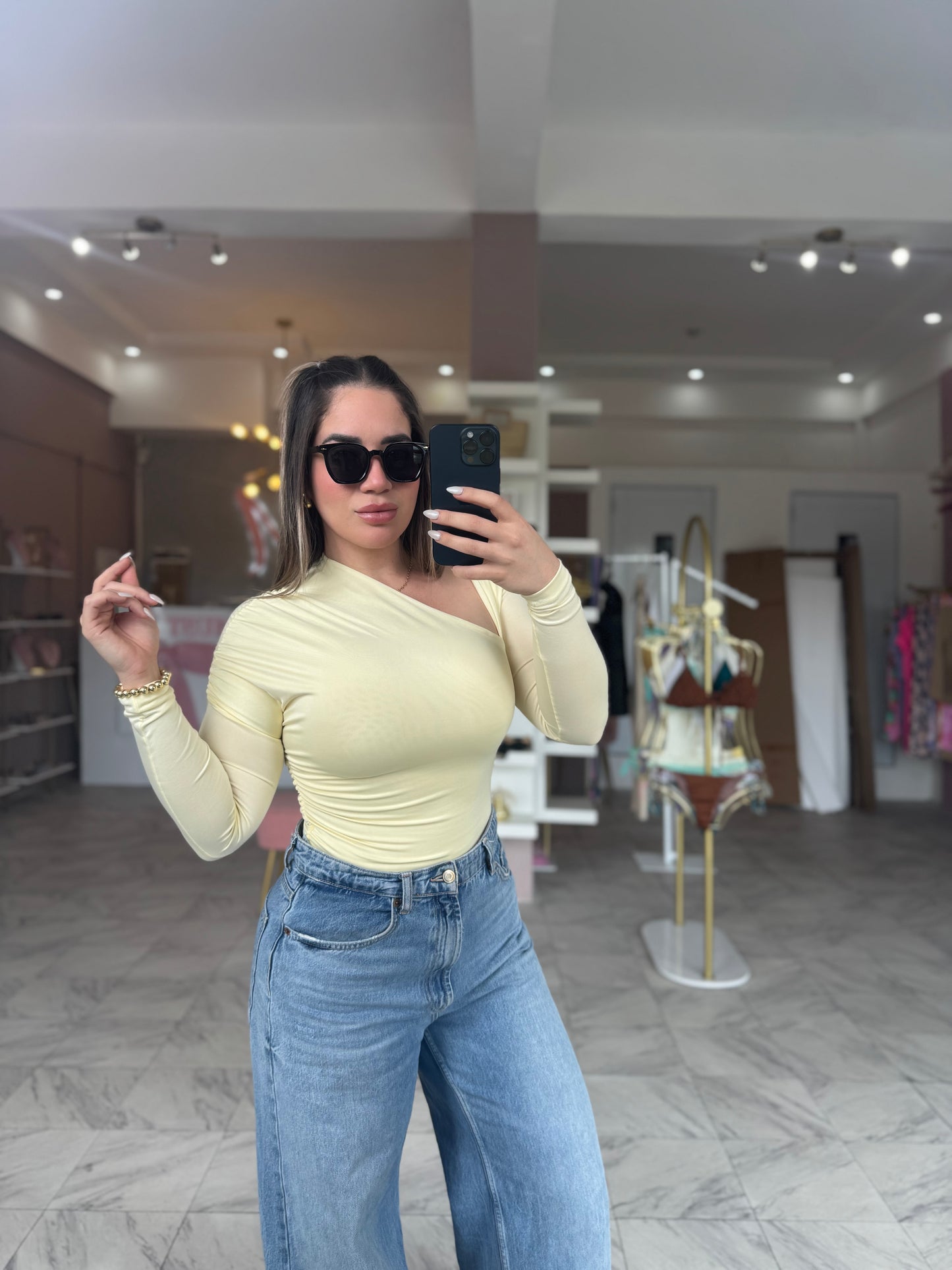 HI DOLL